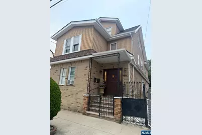 313 Chestnut Street, Kearny, NJ 07032 - Photo 1