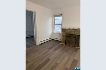 313 Chestnut Street, Kearny, NJ 07032 - Photo 9