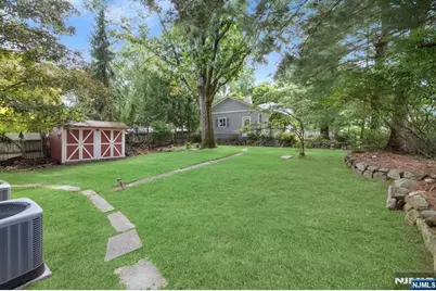 66 Hillside Avenue, Midland Park, NJ 07432 - Photo 33