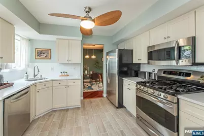 149 Clarken, West Orange Township, NJ 07052 - Photo 9