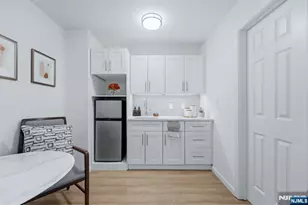 567 &amp 571 Paramus 2, Paramus, NJ 07652 - Photo 5