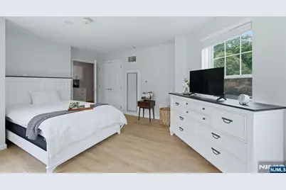 567 &amp; 571 Paramus, Paramus, NJ 07652 - Photo 5