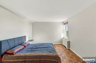 2000 Linwood Ave 19N, Fort Lee, NJ 07024 - Photo 11
