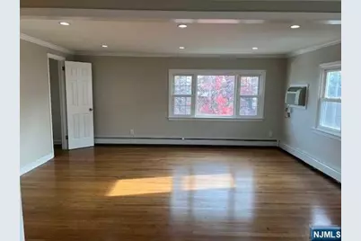 171 Delafield Avenue 2 #2, Lyndhurst Township, NJ 07071 - Photo 3