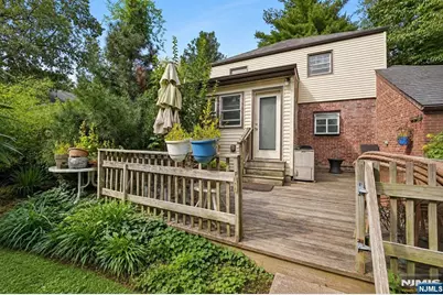 252 Everett Place, Englewood, NJ 07631 - Photo 11
