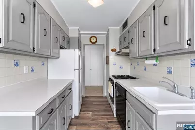 926 Bloomfield 6C #6C, Glen Ridge, NJ 07028 - Photo 17