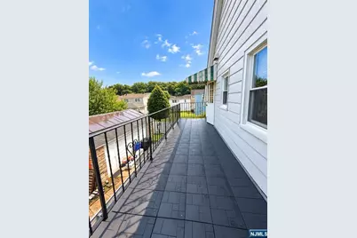 49 Reservoir Avenue, Wallington, NJ 07057 - Photo 5