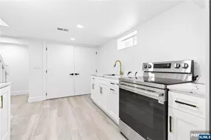 110 Central Ave, Rochelle Park Township, NJ 07662 - Photo 23