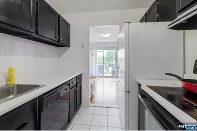 1111 River Road F17 #F17, Edgewater, NJ 07020 - Photo 7