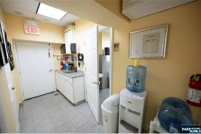 139 S Main Street, Hackensack, NJ 07601 - Photo 5