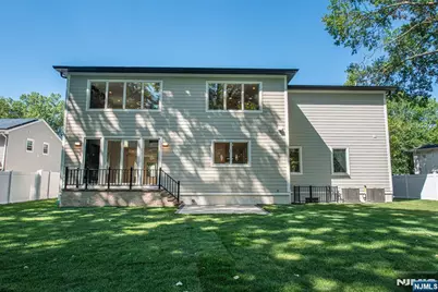 778 Wynetta Place, Paramus, NJ 07652 - Photo 39