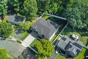 778 Wynetta Pl, Paramus, NJ 07652 - Photo 43