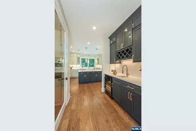 778 Wynetta Place, Paramus, NJ 07652 - Photo 11