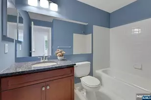 1133 Hyde Park Ct, Mahwah, NJ 07430 - Photo 15