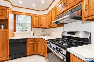 223 Baldwin St, Bloomfield, NJ 07003 - Photo 9