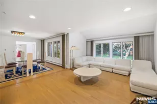 22 Angela Ct, Woodcliff Lake, NJ 07677 - Photo 17