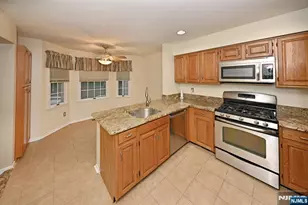 6 Erin Way 404, Lincoln Park, NJ 07035 - Photo 5