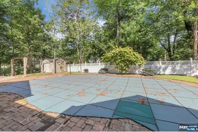 59 Lockwood Drive, Waldwick, NJ 07463 - Photo 13