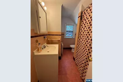 218 Brown Avenue, Prospect Park, NJ 07508 - Photo 11
