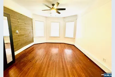 10-14 Noll Place 1 #1, Newark, NJ 07106 - Photo 7