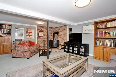 75 Hiawatha Boulevard, Oakland, NJ 07436 - Photo 17