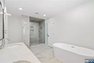 35 Harvey St, Closter, NJ 07624 - Photo 39
