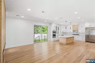 35 Harvey St, Closter, NJ 07624 - Photo 9