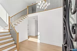 35 Harvey St, Closter, NJ 07624 - Photo 5