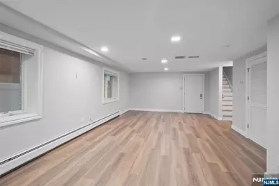 376 Aurora Avenue #B, Cliffside Park, NJ 07010 - Photo 33