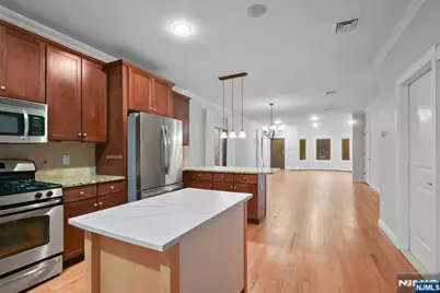 376 Aurora Avenue #B, Cliffside Park, NJ 07010 - Photo 3