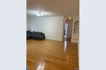 3021 Edwin Edwin Avenue 4B #4B, Fort Lee, NJ 07024 - Photo 3