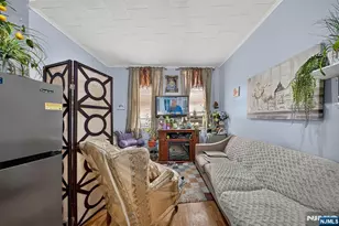 604 21st St, Union City, NJ 07087 - Photo 9