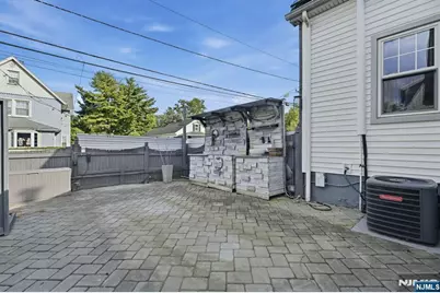 107 Palisade Avenue, Bergenfield, NJ 07621 - Photo 35