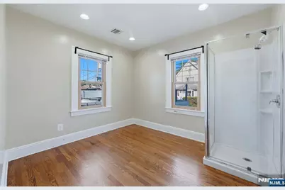 107 Palisade Avenue, Bergenfield, NJ 07621 - Photo 25