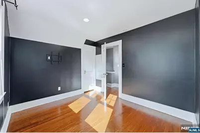 107 Palisade Avenue, Bergenfield, NJ 07621 - Photo 23