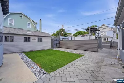 107 Palisade Avenue, Bergenfield, NJ 07621 - Photo 39