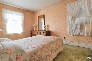 33 Hillcrest Rd, Kearny, NJ 07032 - Photo 11