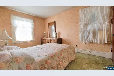 33 Hillcrest Road, Kearny, NJ 07032 - Photo 11