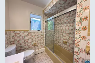 531 Day Avenue, Ridgefield, NJ 07657 - Photo 19
