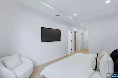 11 Fey Place, Oradell, NJ 07649 - Photo 17