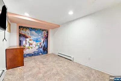 352 Farnham Avenue, Lodi, NJ 07644 - Photo 21