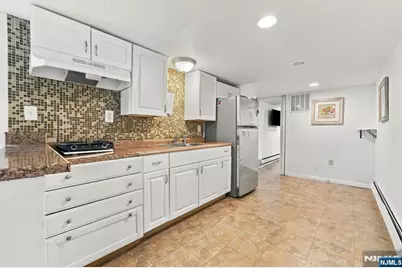 352 Farnham Avenue, Lodi, NJ 07644 - Photo 23