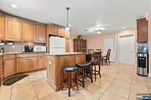 352 Farnham Ave, Lodi, NJ 07644 - Photo 9