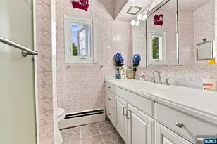 352 Farnham Ave, Lodi, NJ 07644 - Photo 15