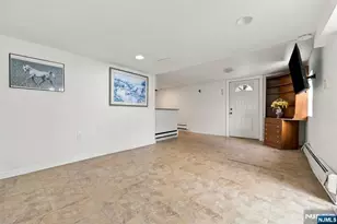 352 Farnham Ave, Lodi, NJ 07644 - Photo 19