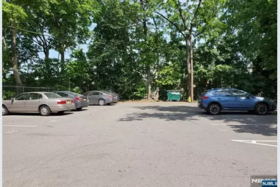 35 S Willow Street A2 #A2, Montclair, NJ 07042 - Photo 13