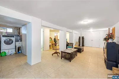15 E Pierrepont Avenue, Rutherford, NJ 07070 - Photo 33