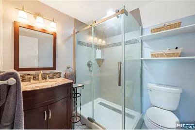 15 E Pierrepont Avenue, Rutherford, NJ 07070 - Photo 27