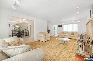 15 E Pierrepont Ave, Rutherford, NJ 07070 - Photo 5