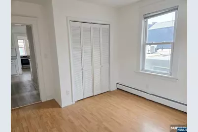 502 Broad Avenue 2Fl #2FL, Ridgefield, NJ 07657 - Photo 3